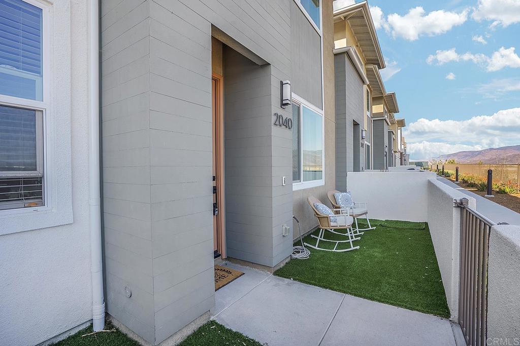 2040 Bluestone Circle
