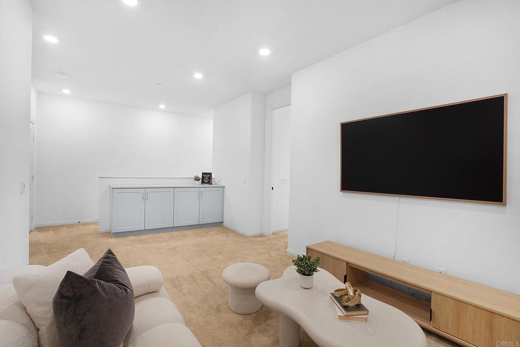 2040 Bluestone Circle