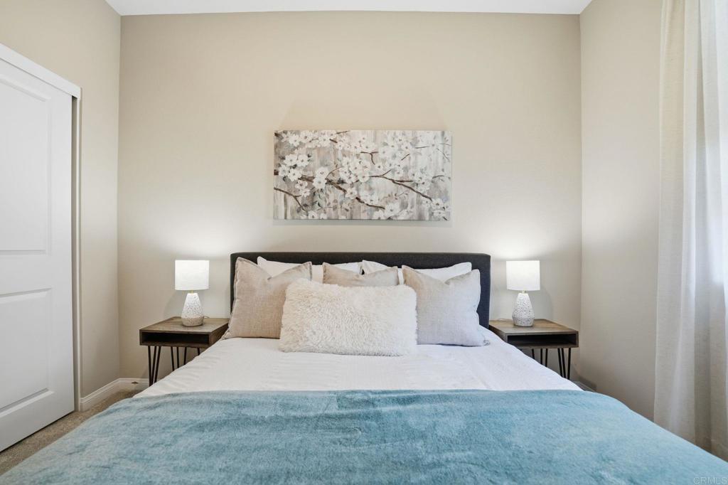 2042 Bluestone Circle