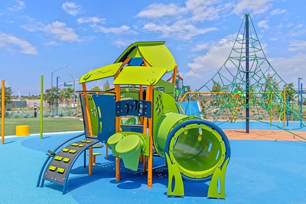 2042 Bluestone Circle