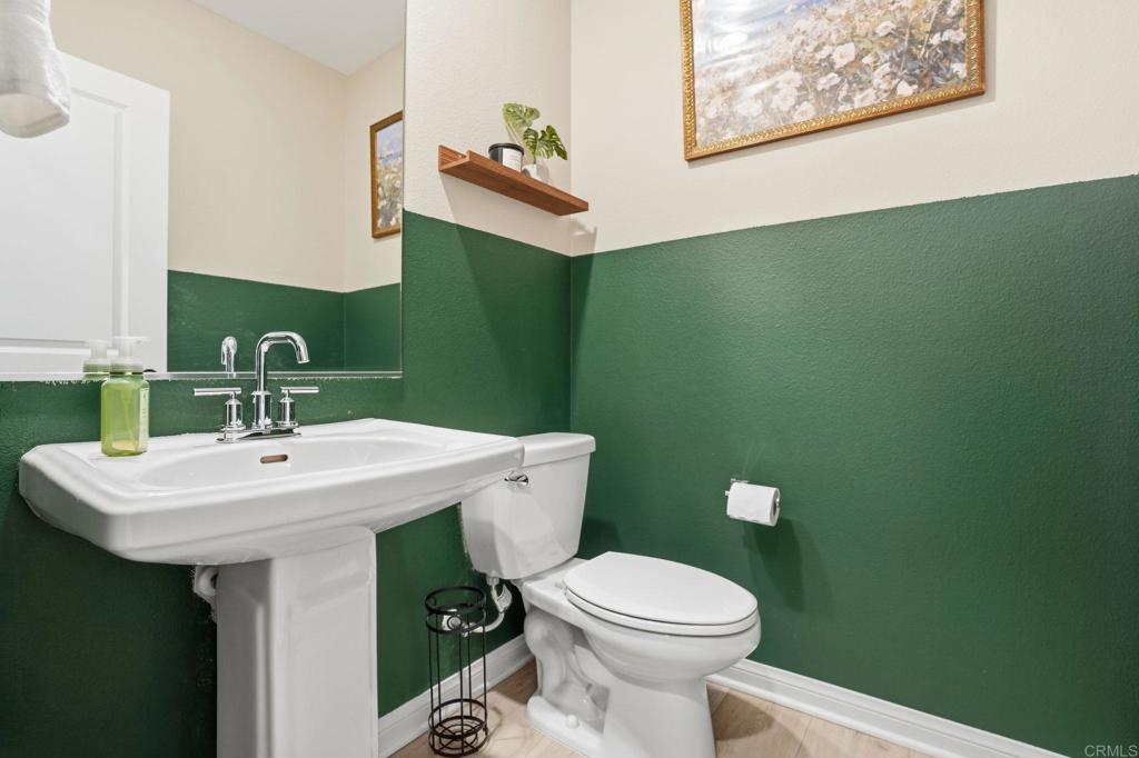 2042 Bluestone Circle