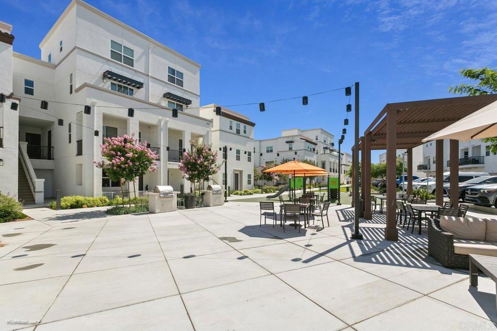 2015 Mindoro Lane 2