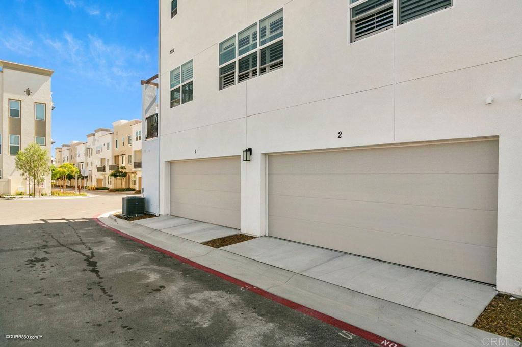 2015 Mindoro Lane 2