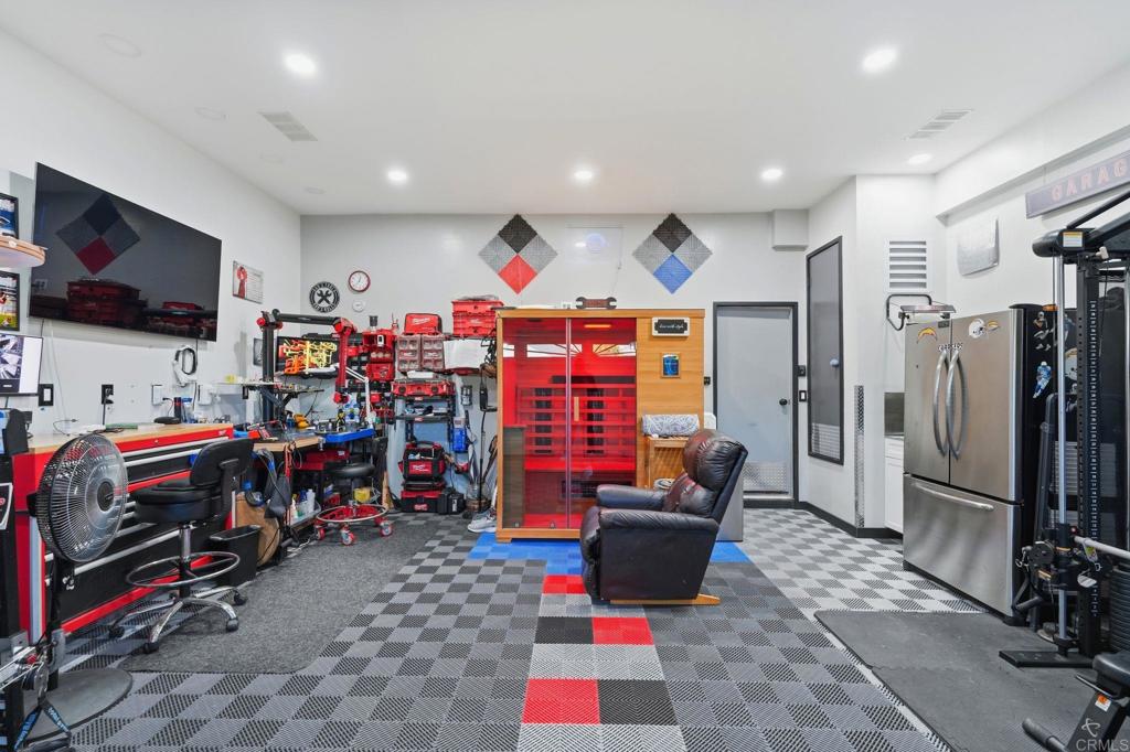 26875 Montseratt Court