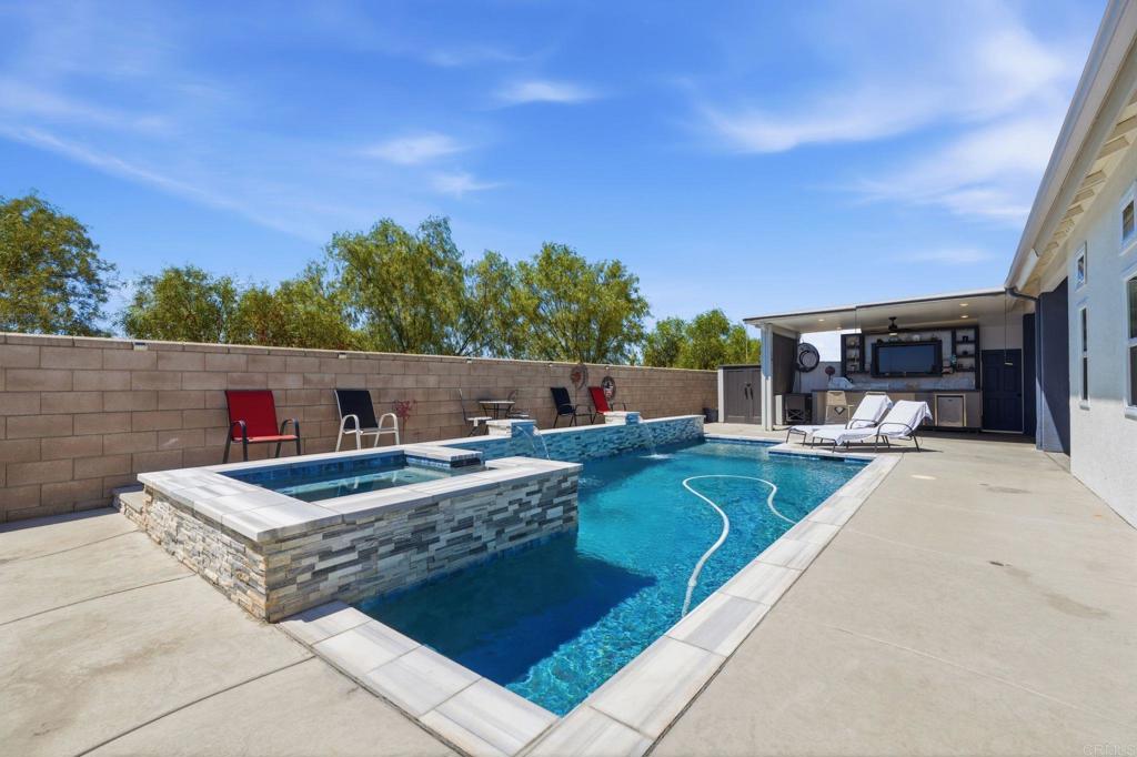 26875 Montseratt Court
