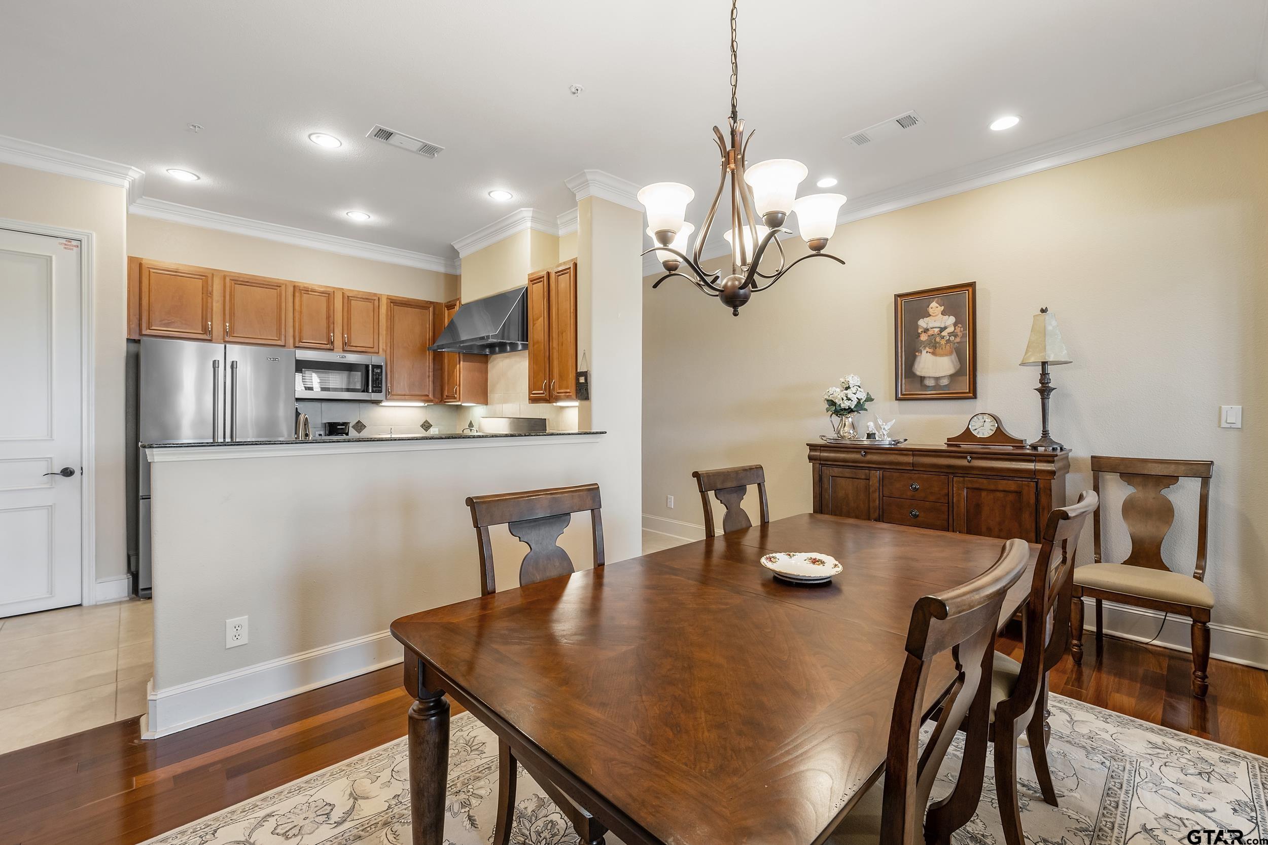 3367 Cascades Blvd Unit 115