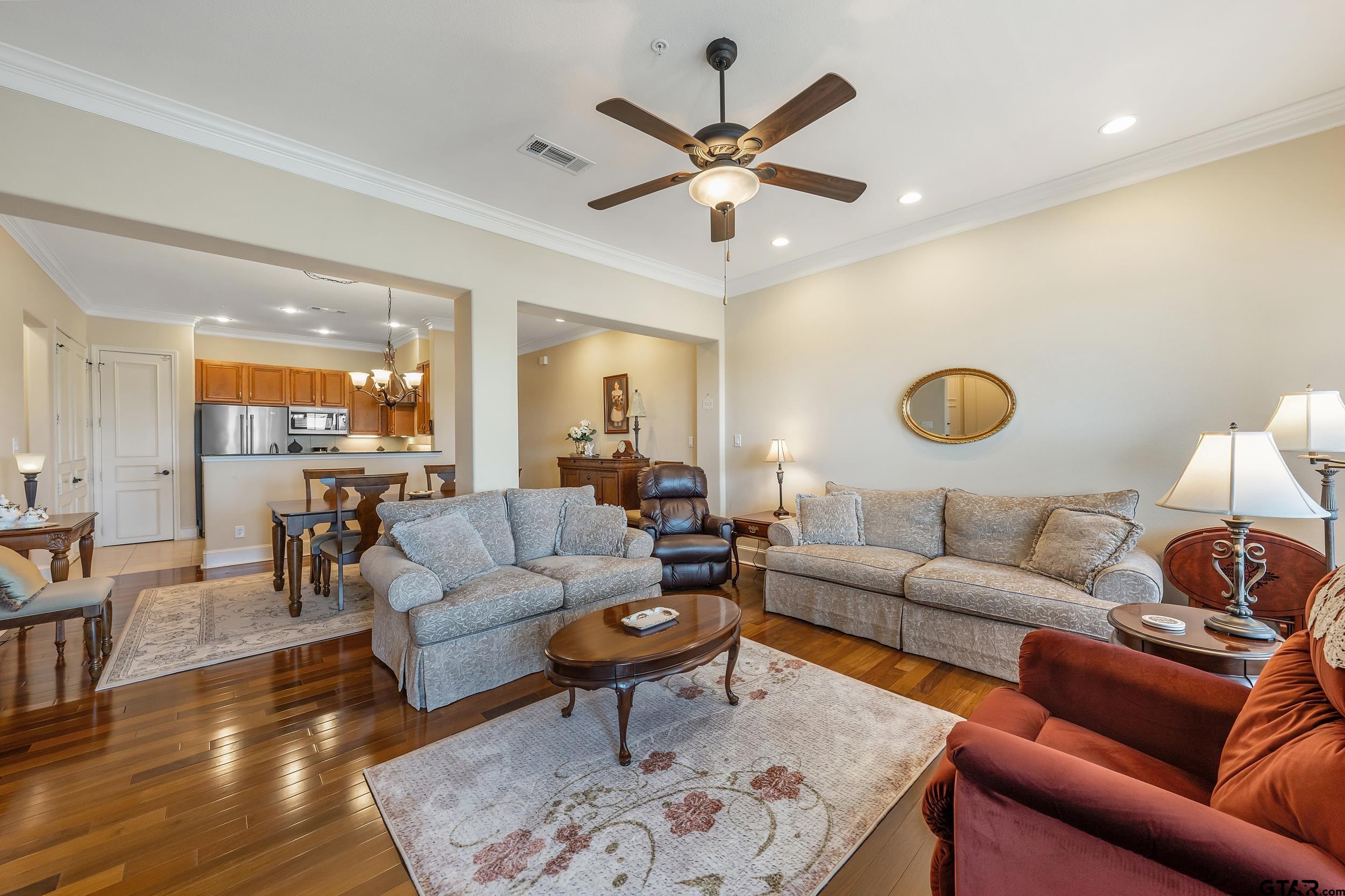 3367 Cascades Blvd Unit 115