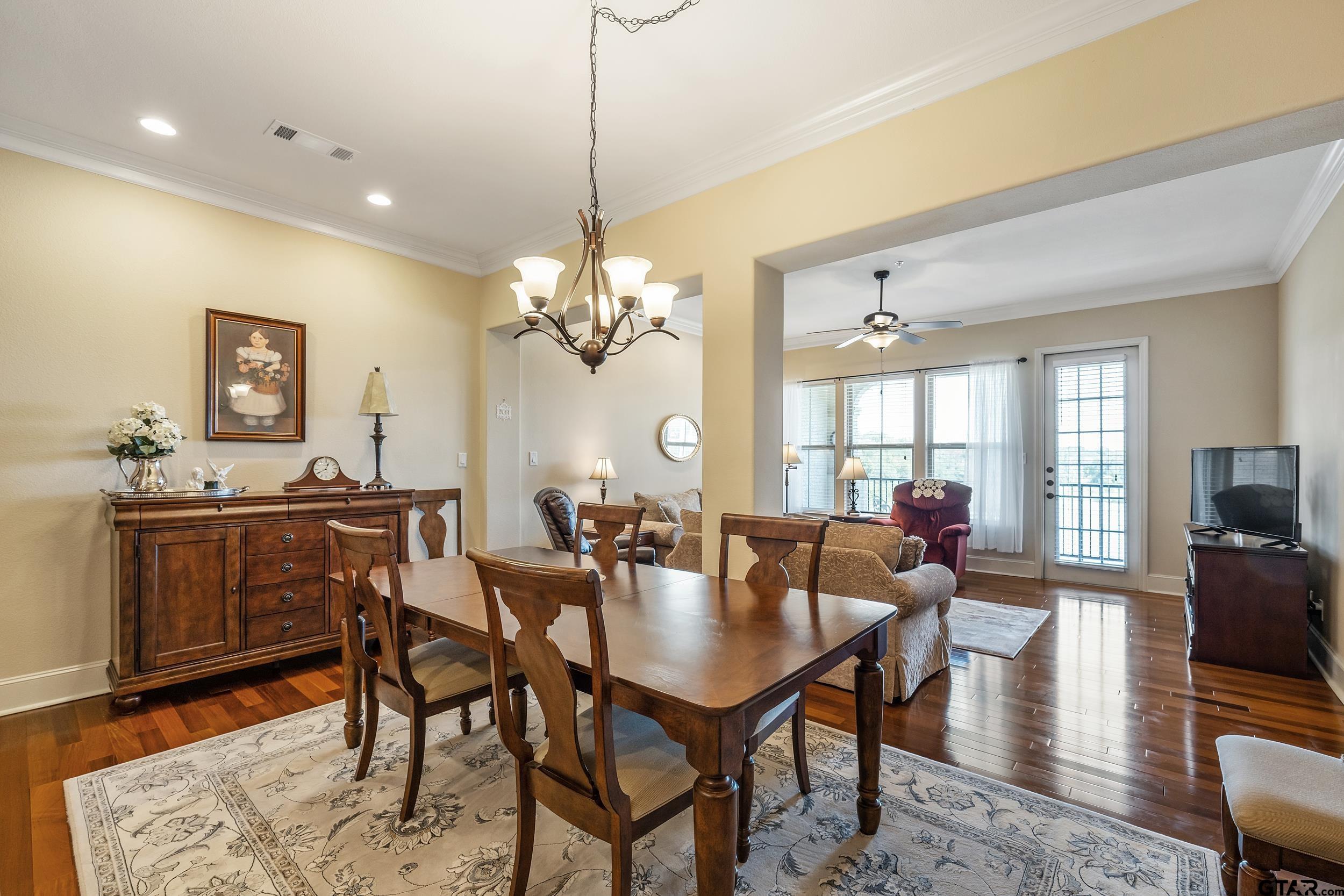 3367 Cascades Blvd Unit 115