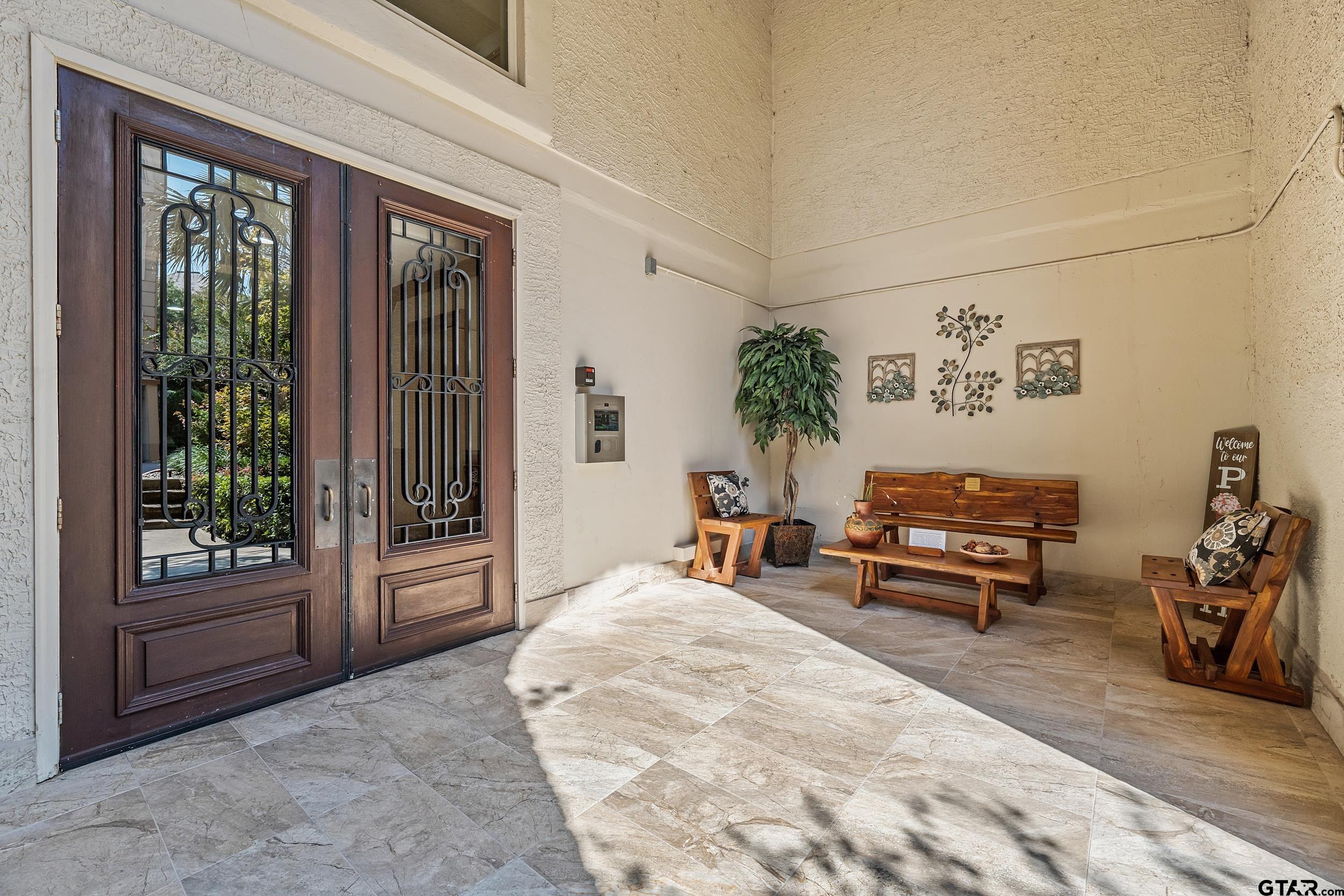 3367 Cascades Blvd Unit 115