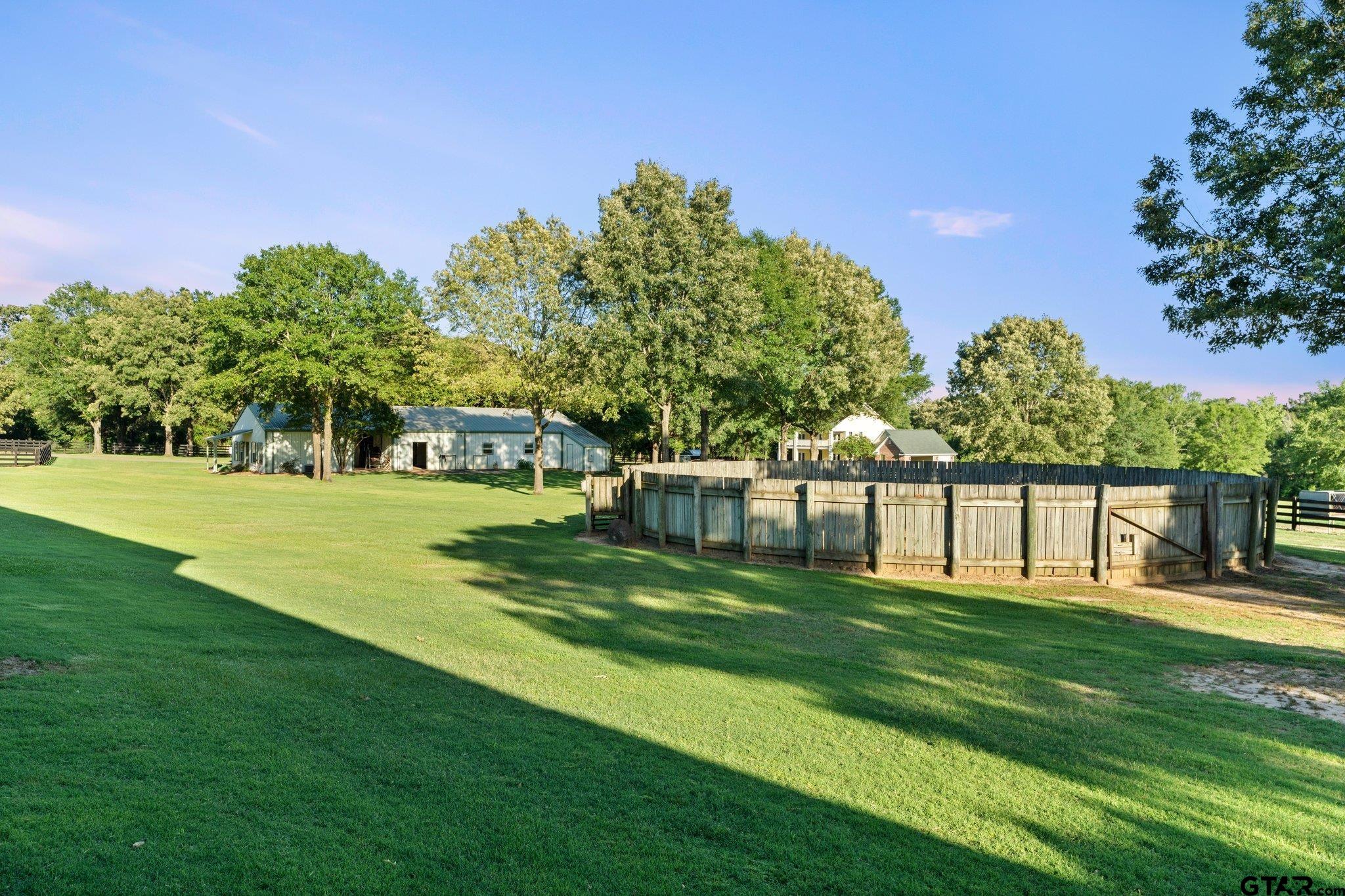 1852 Northridge Rd