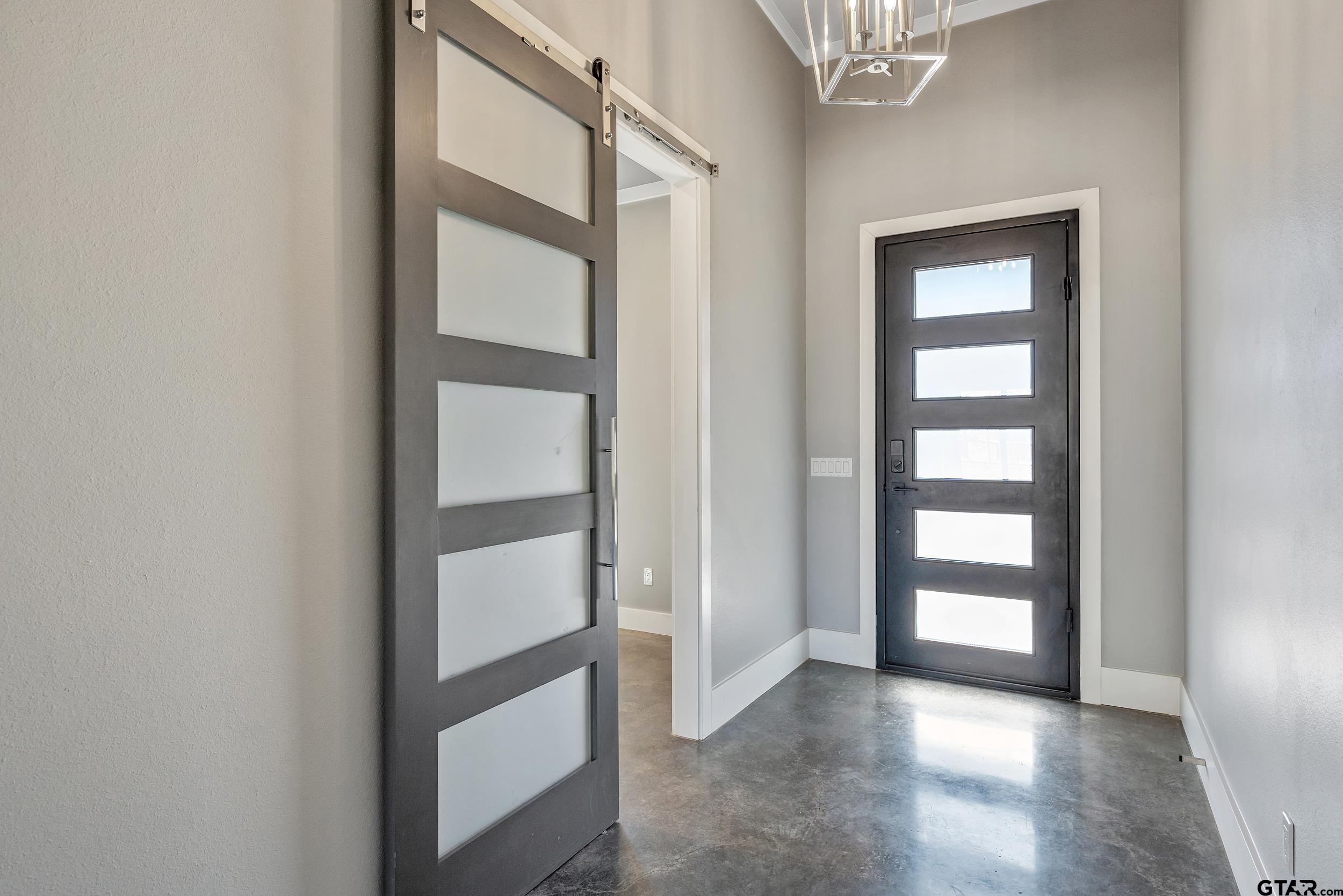 1569 Cooks Crossing