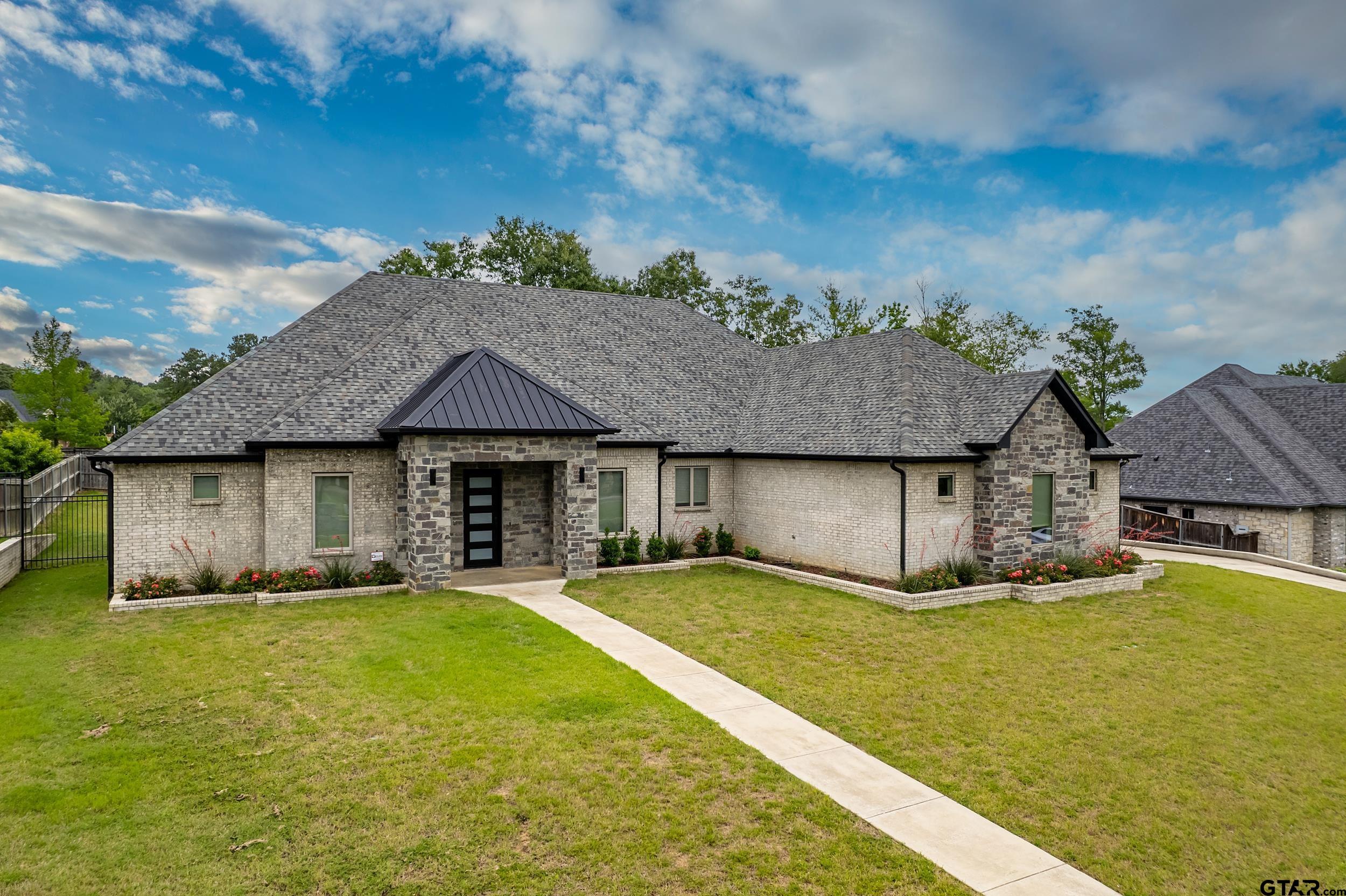 1569 Cooks Crossing