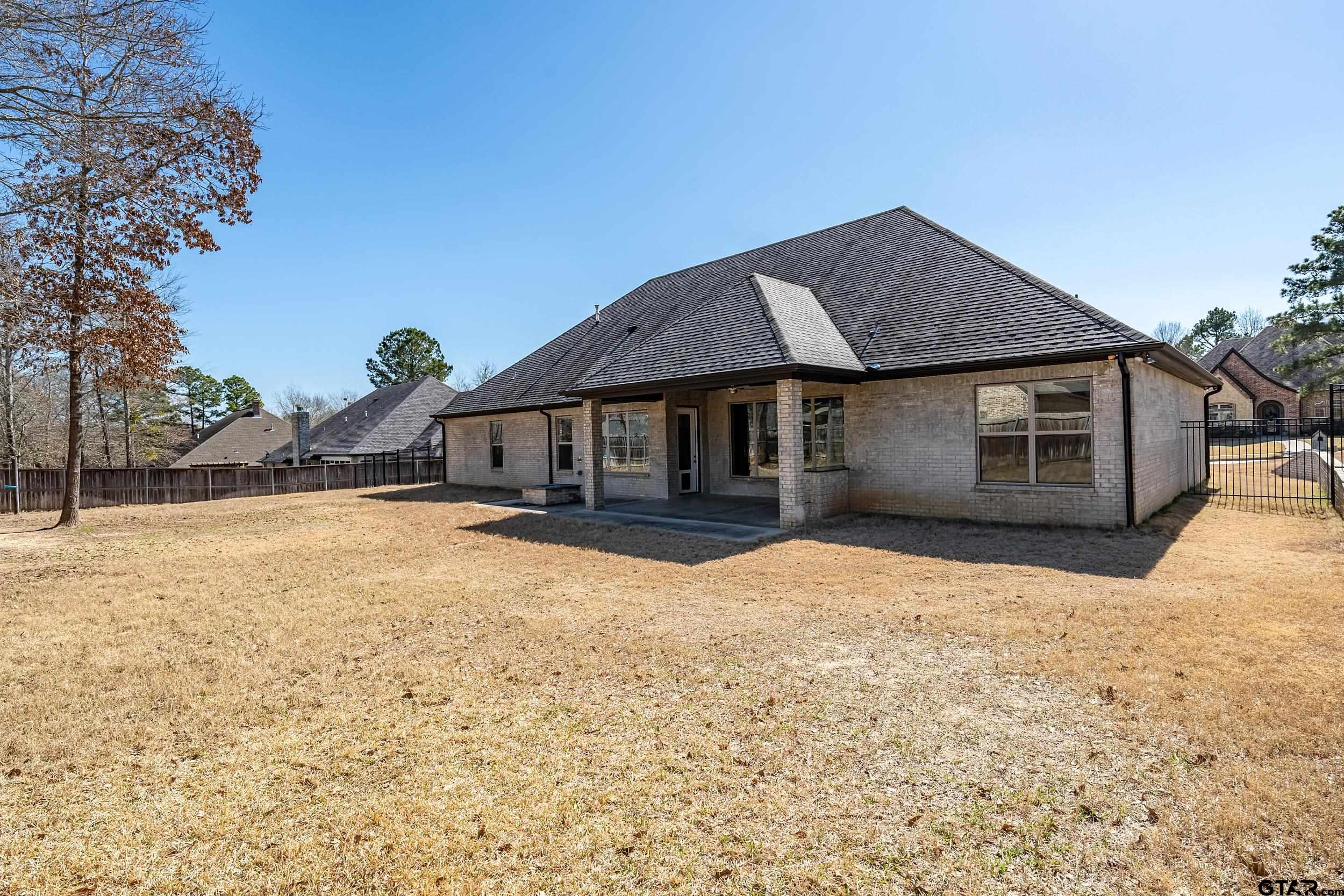1569 Cooks Crossing