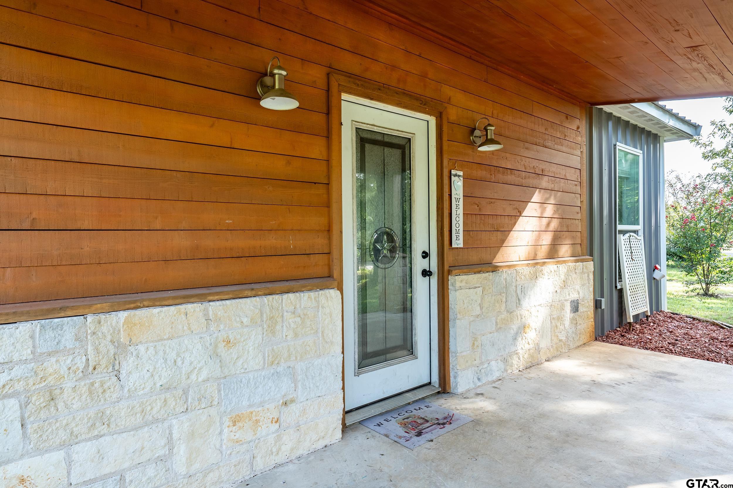 10745 State Hwy 135 N