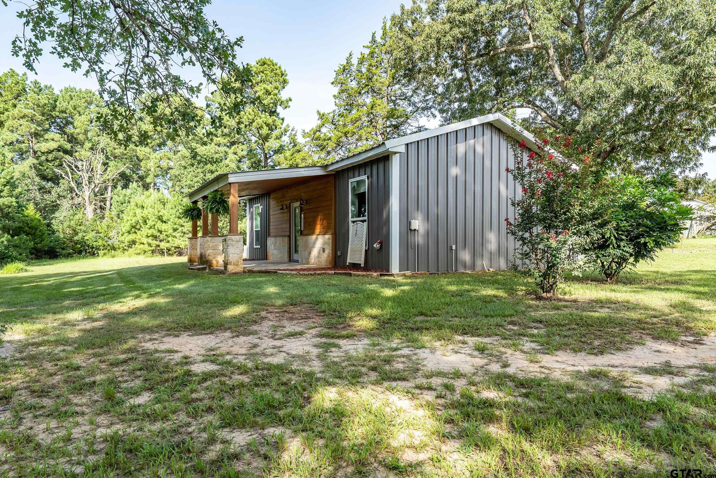 10745 State Hwy 135 N