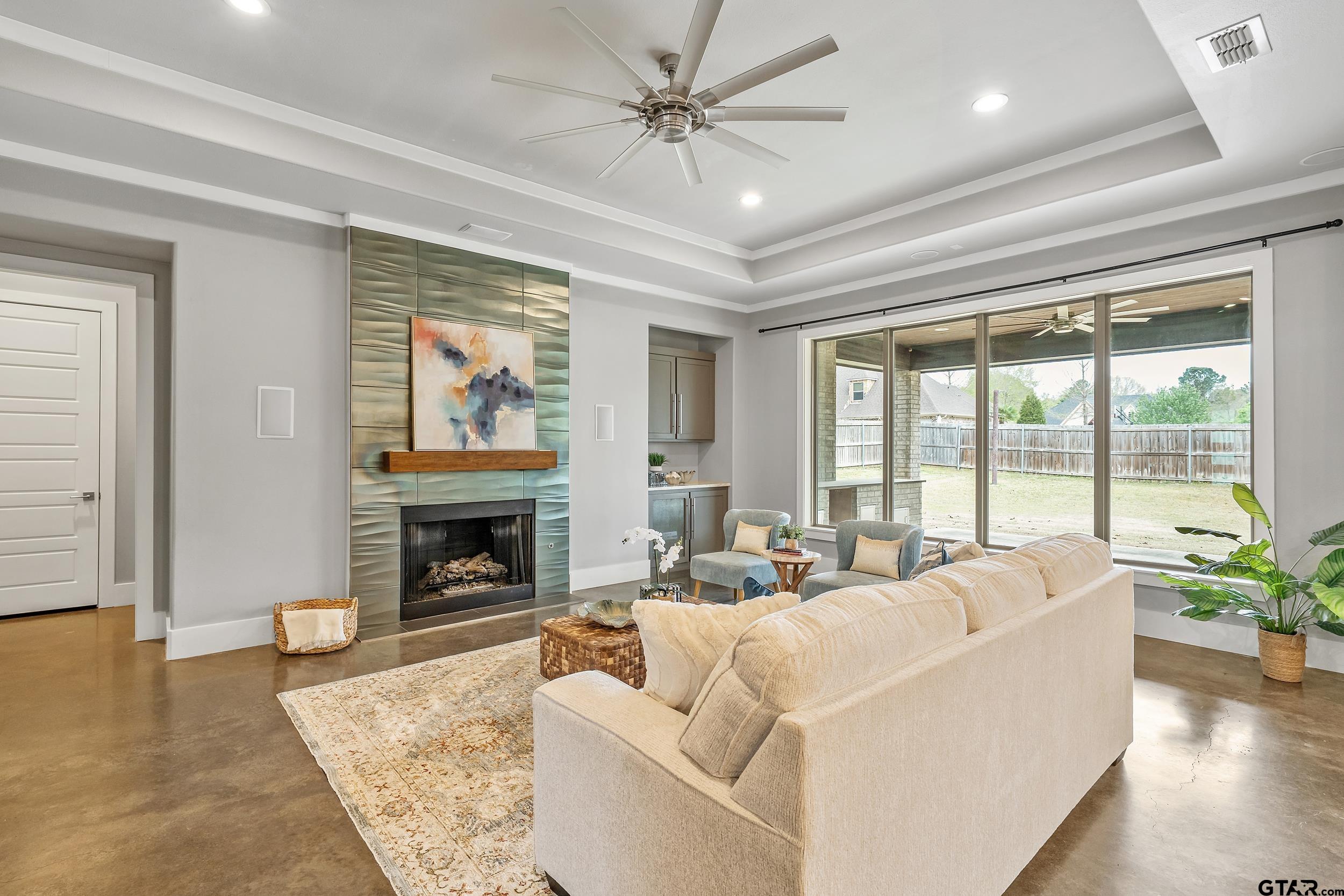 1569 Cooks Crossing
