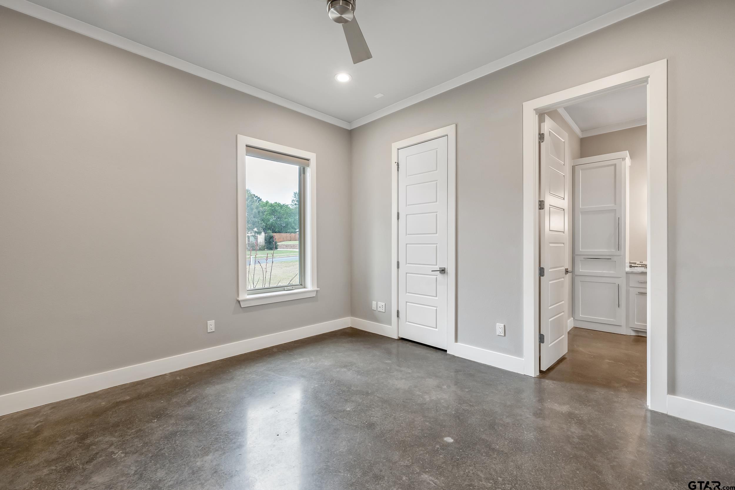 1569 Cooks Crossing