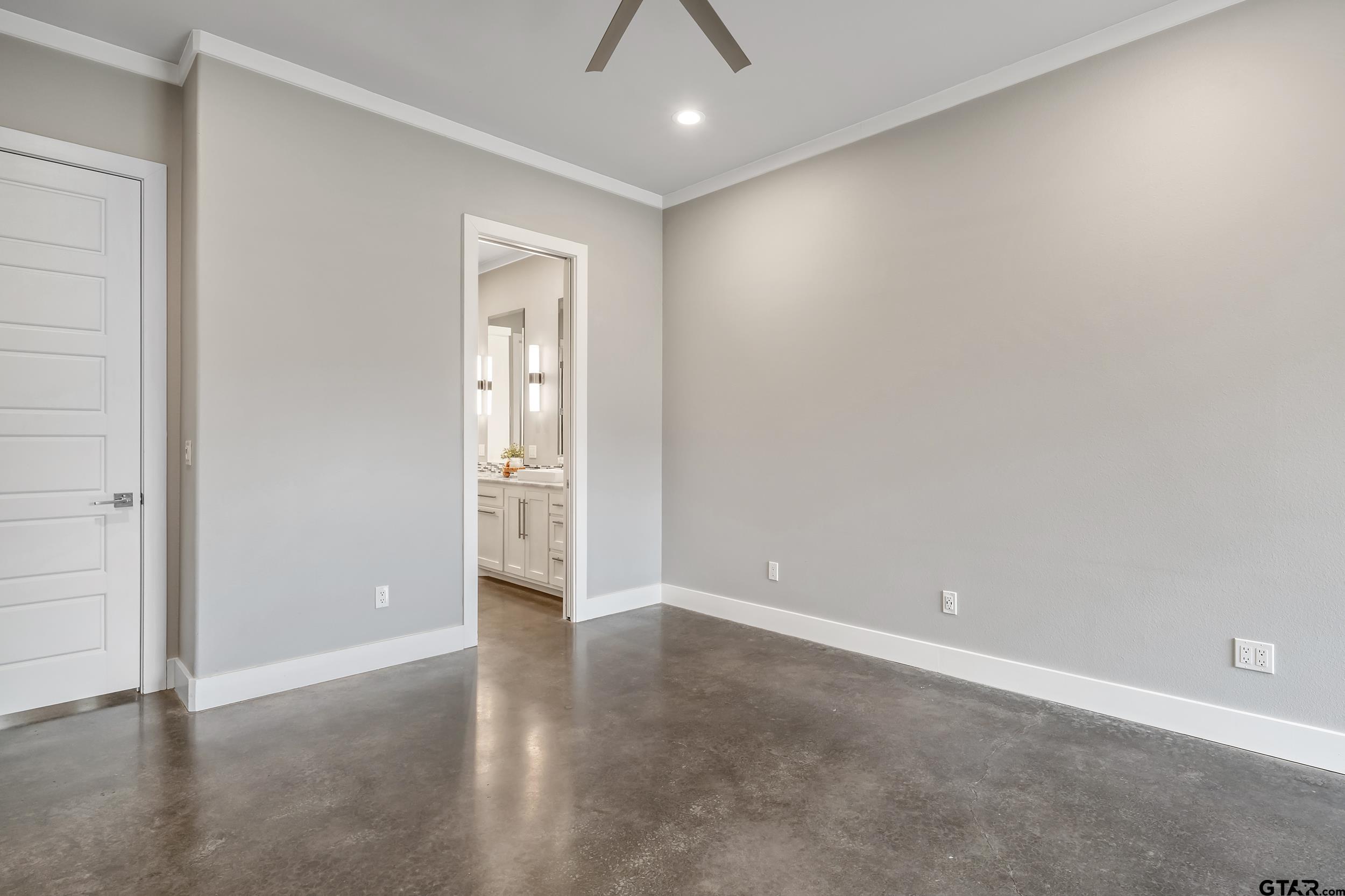 1569 Cooks Crossing