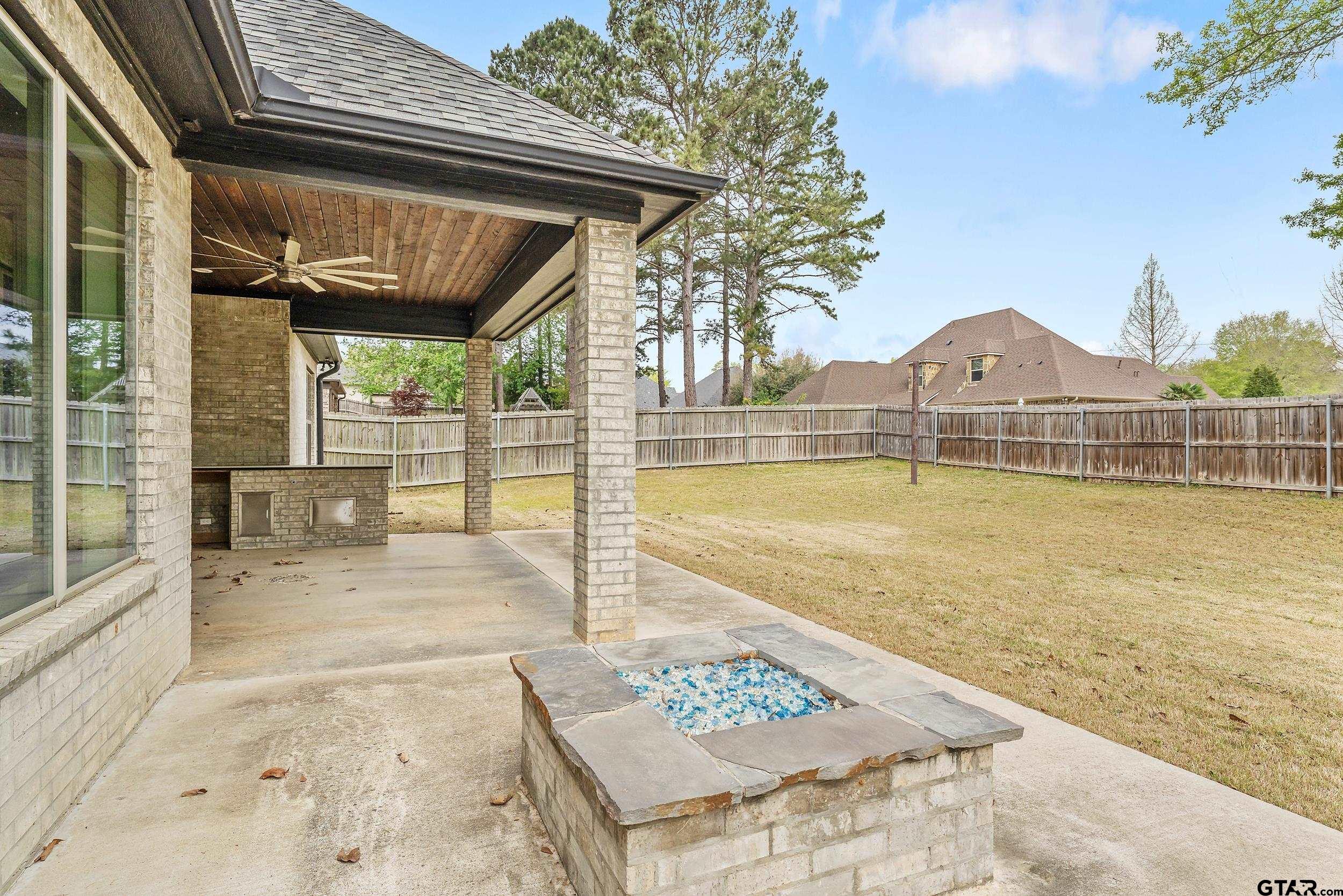 1569 Cooks Crossing