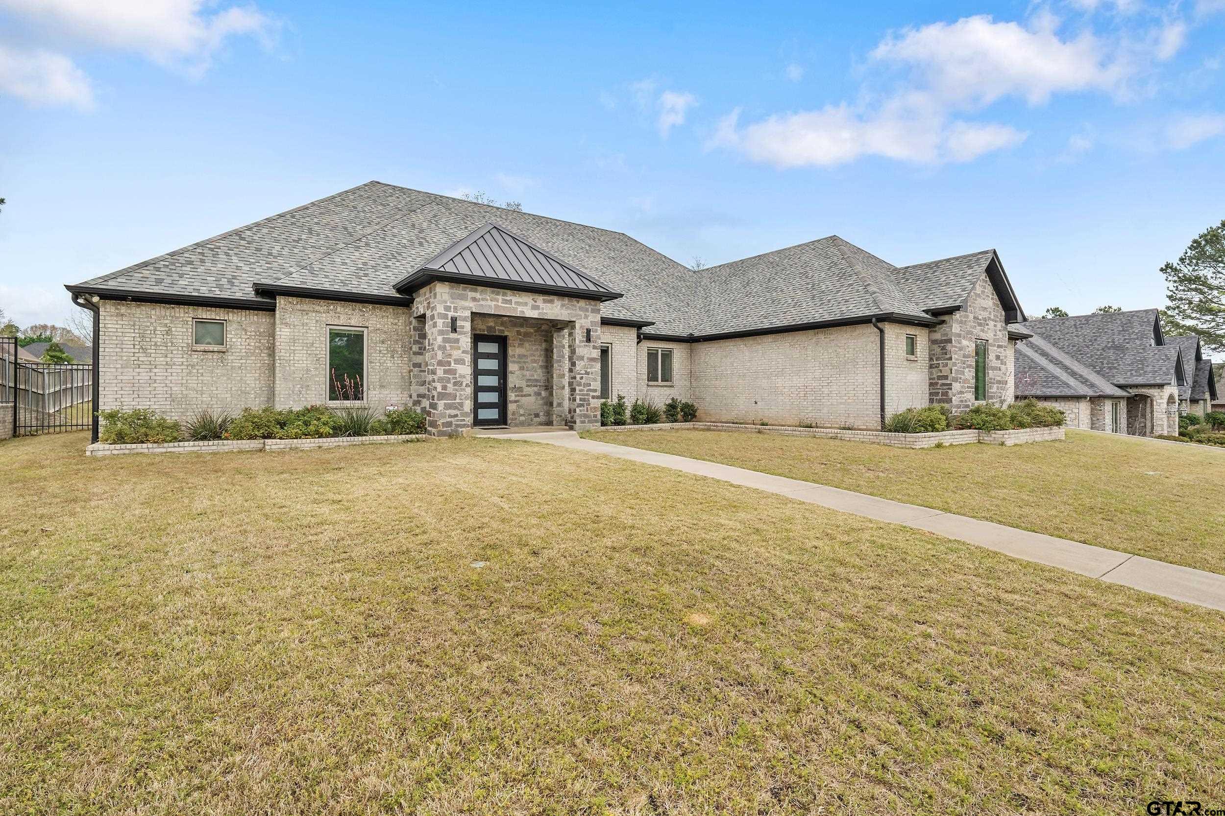 1569 Cooks Crossing
