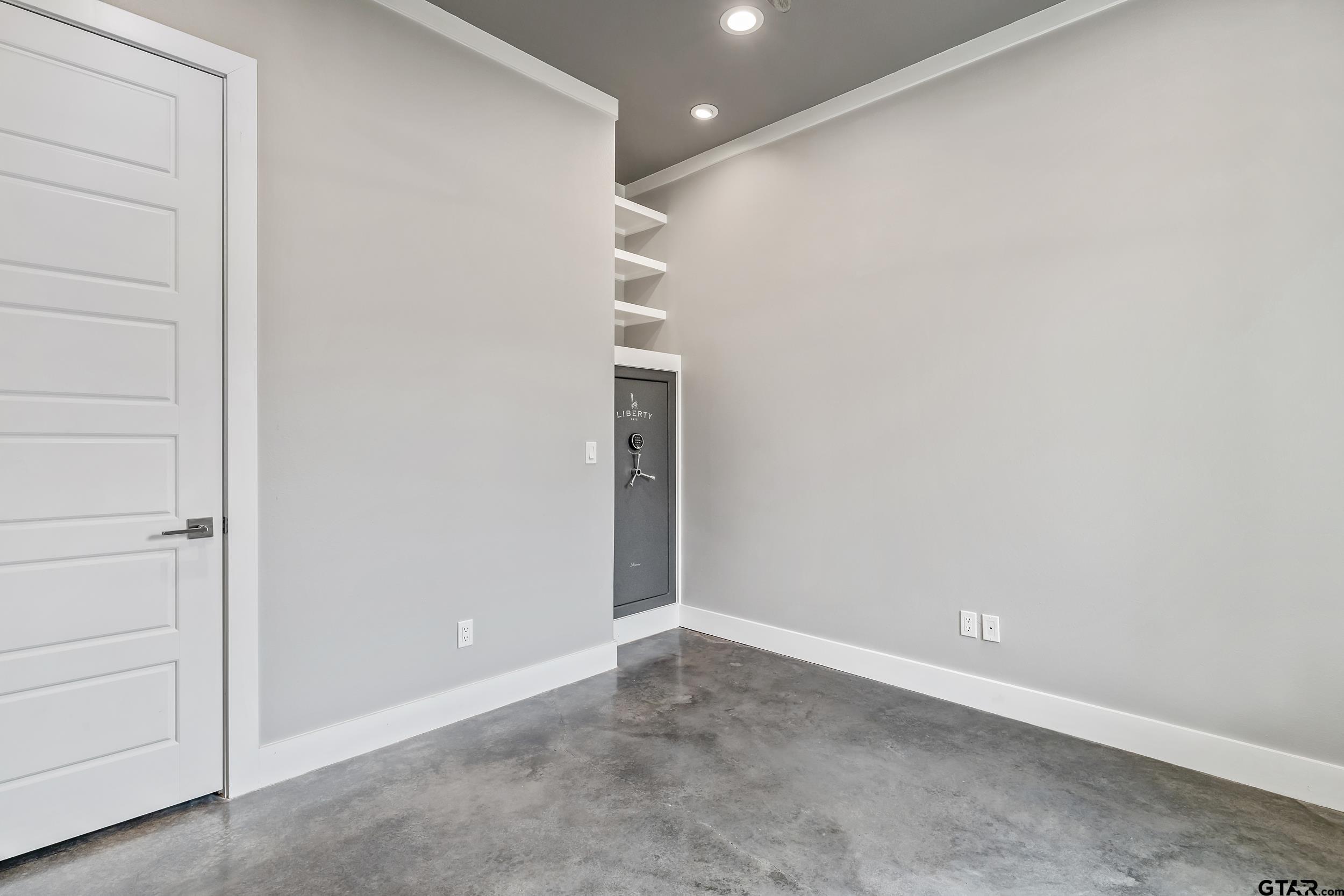 1569 Cooks Crossing