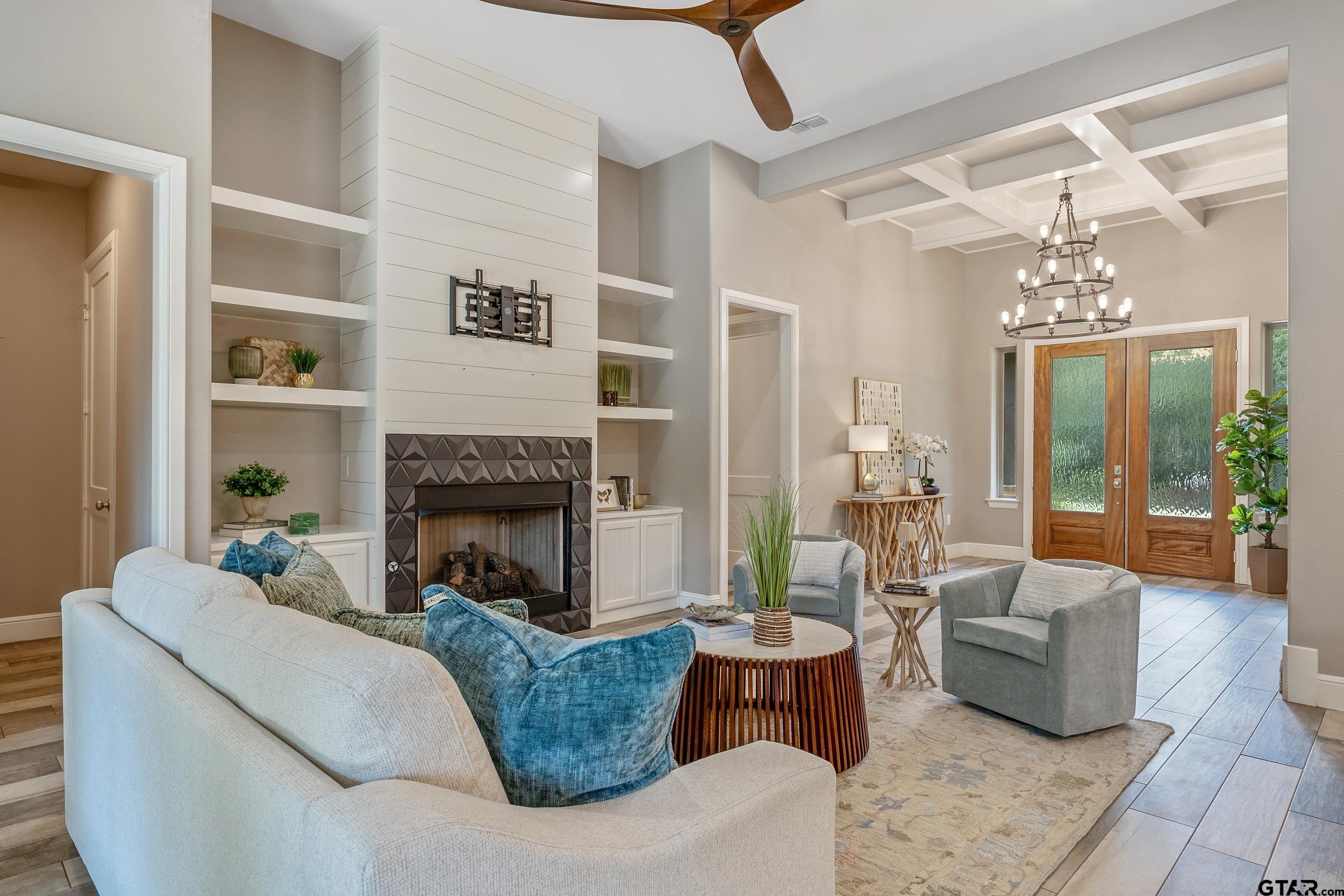 1100 County Road 3602