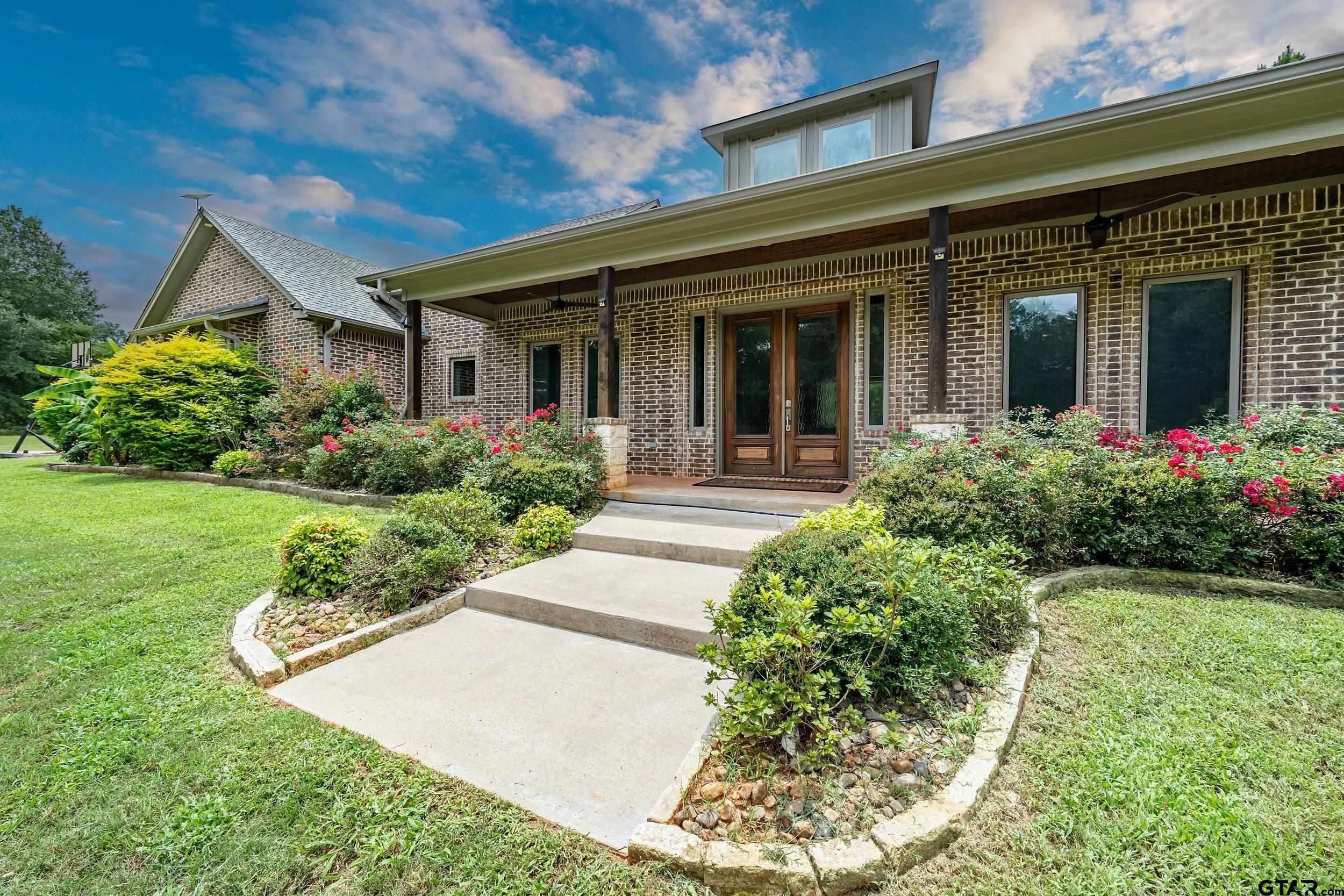 1100 County Road 3602