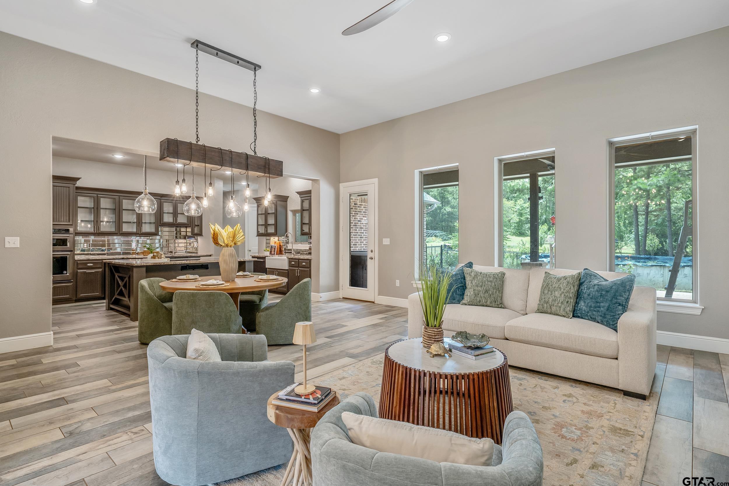 1100 County Road 3602