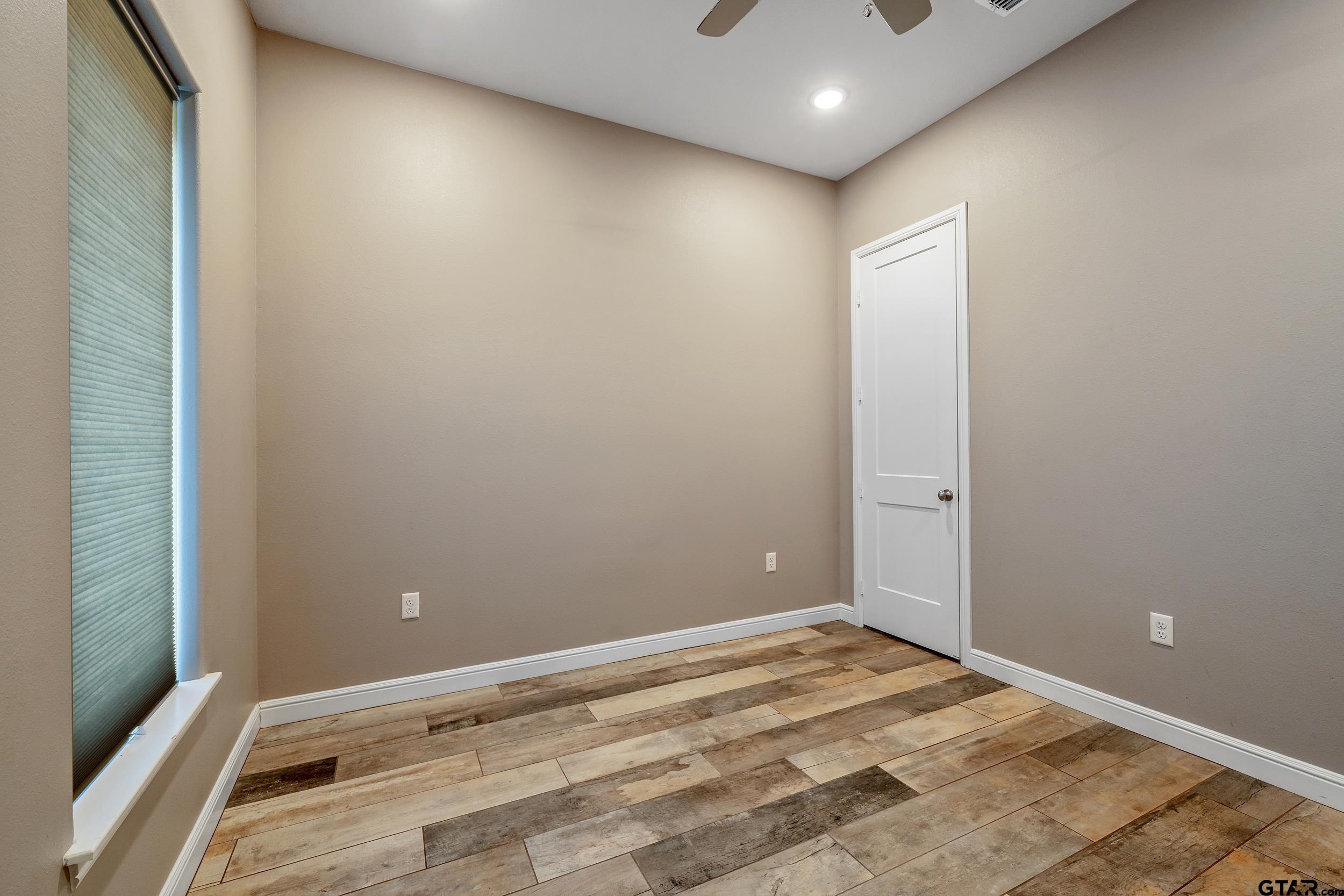1100 County Road 3602