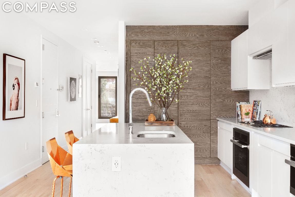 53 Grand Street 2