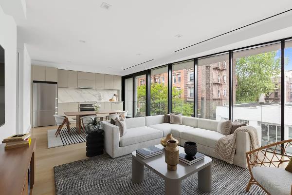 153 GREEN Street 3B