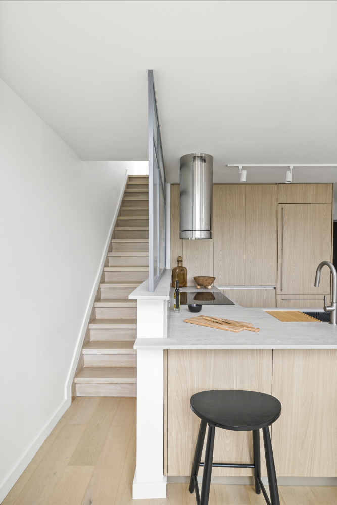 123 MESEROLE Avenue PH