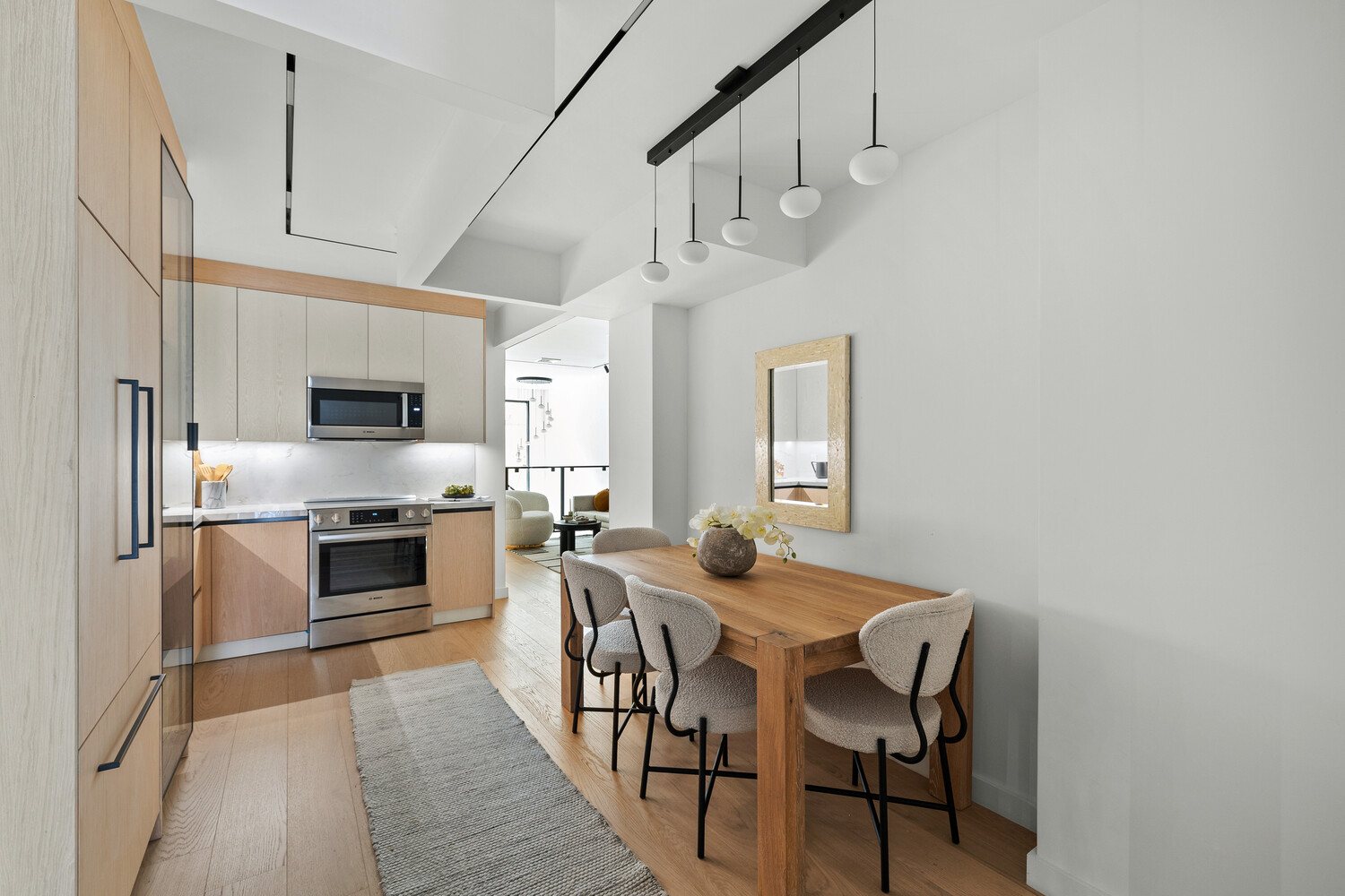 174 N 6TH Street TH1