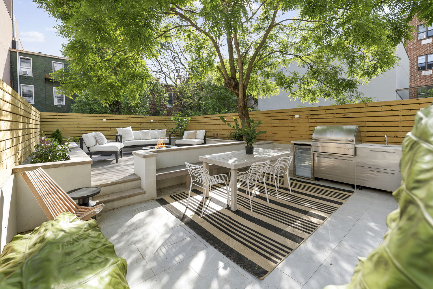 174 N 6TH Street TH1