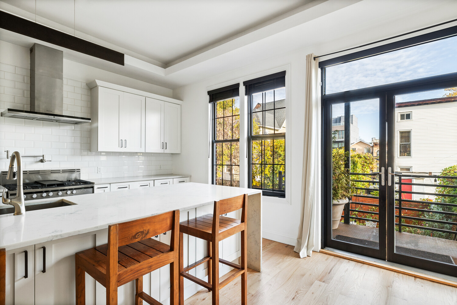 170 SCHAEFER Street TH1