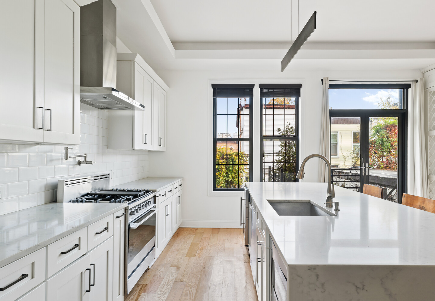 170 SCHAEFER Street TH1