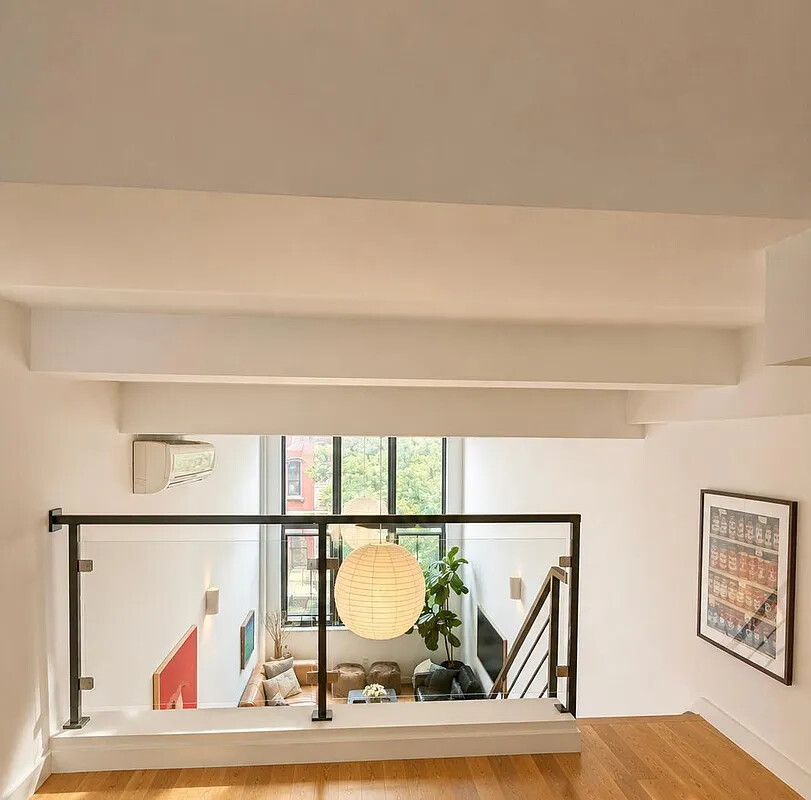 236 N 7TH Street 2R