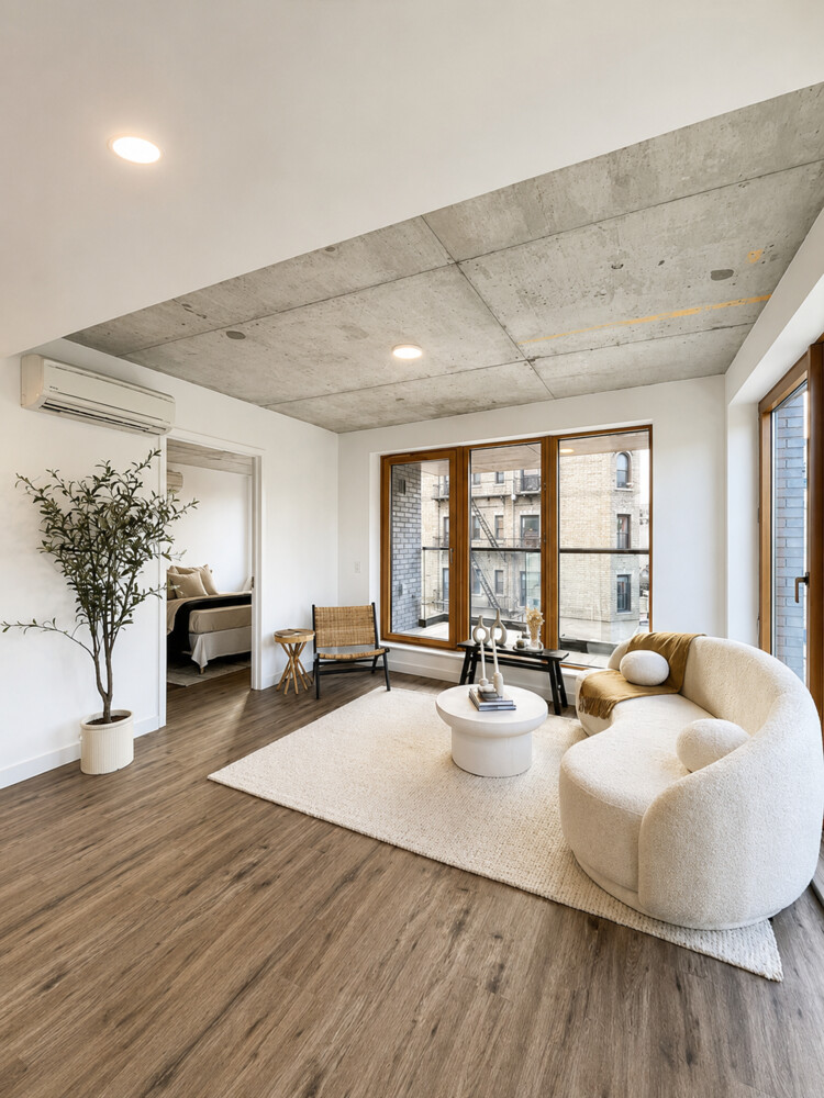 540 GRAHAM Avenue 305