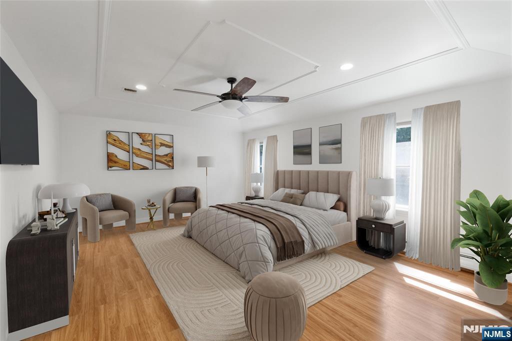 6 Hunting Ridge Court
