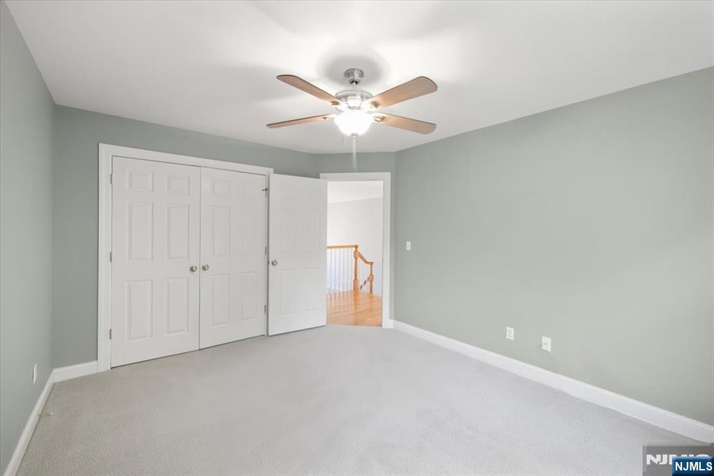 6 Hunting Ridge Court