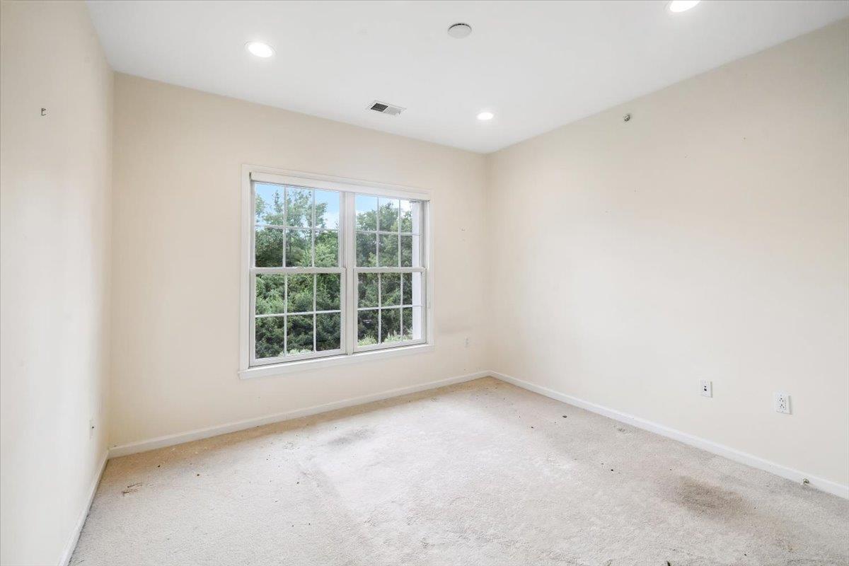 26 N De Baun Avenue Unit: 303