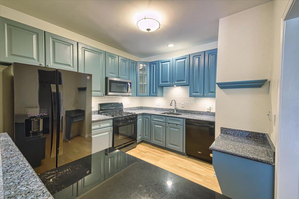 26 N De Baun Avenue Unit: 303