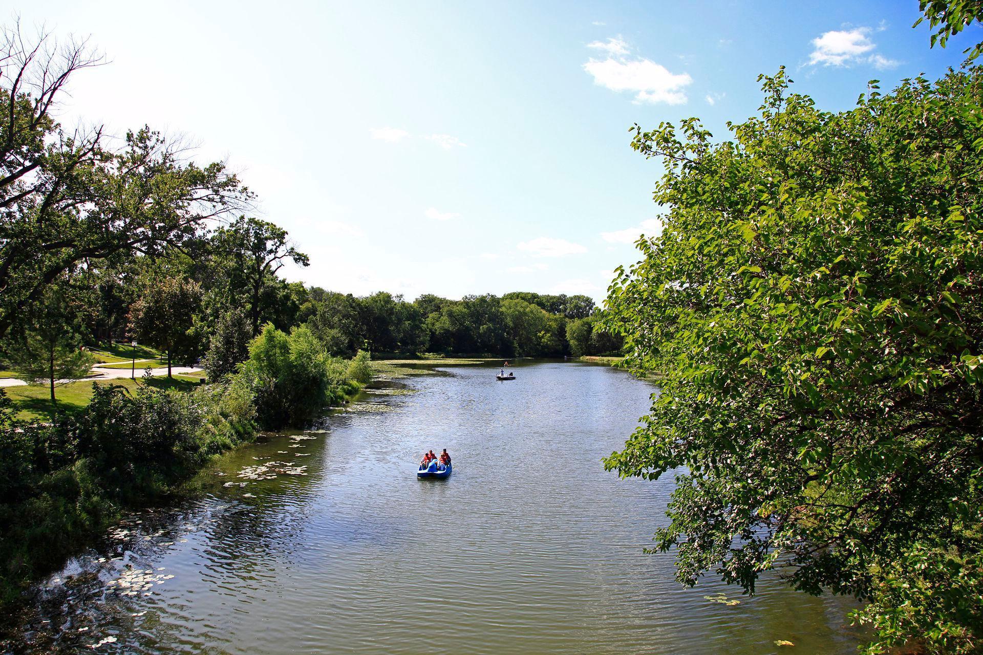 2844 Sunset Boulevard