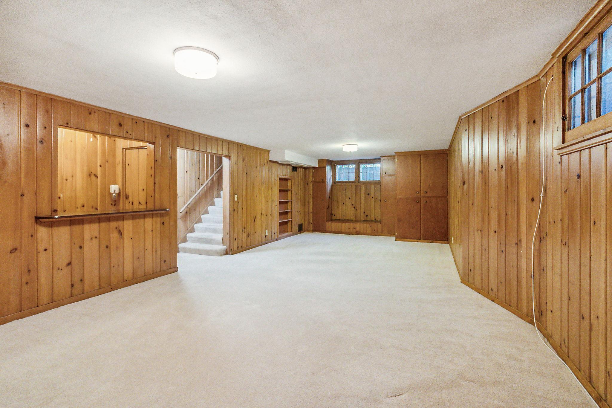 2844 Sunset Boulevard