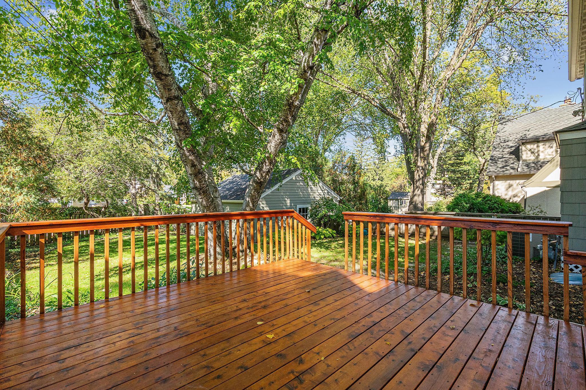 2844 Sunset Boulevard