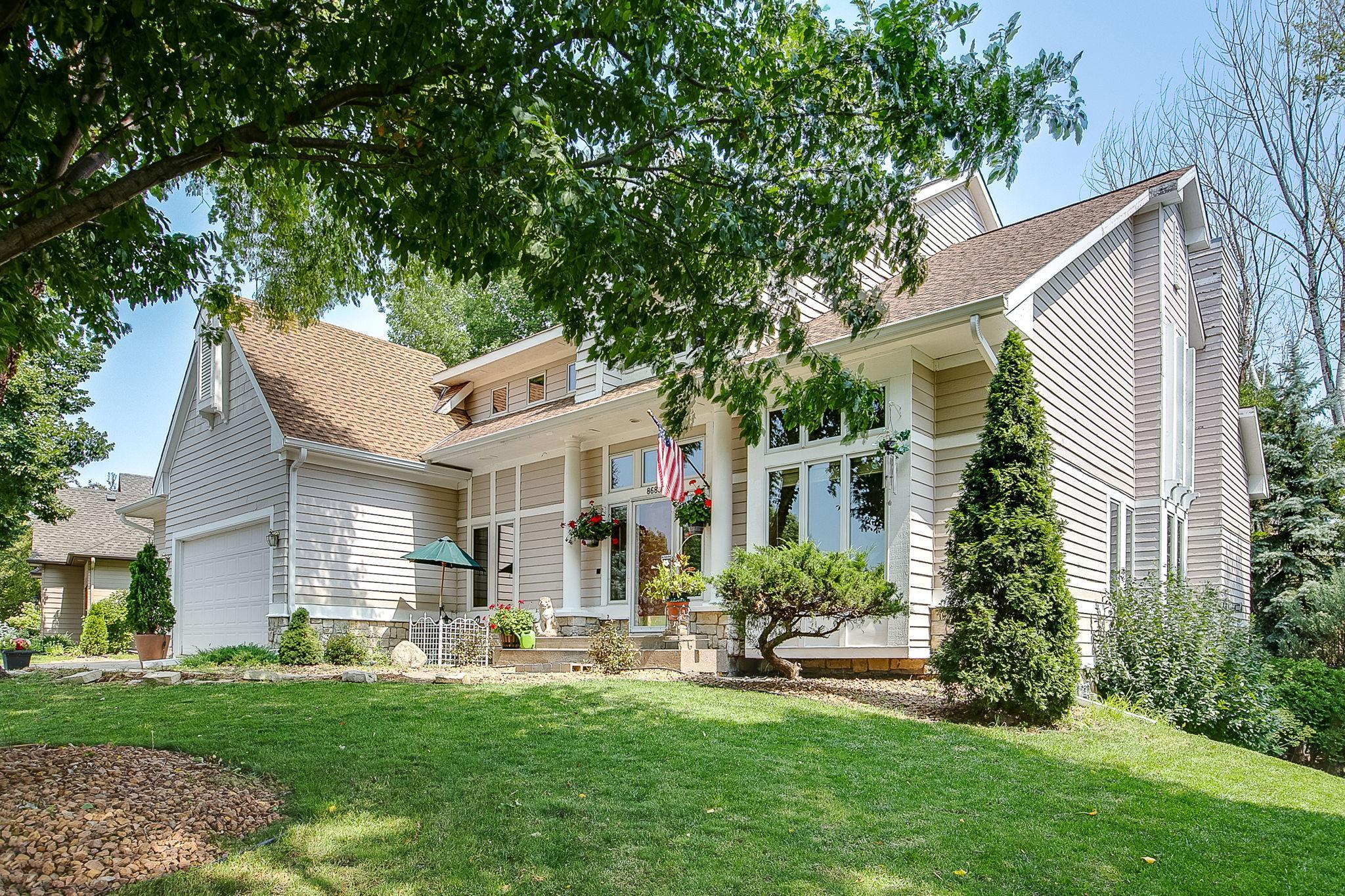 8688 Comstock Lane N