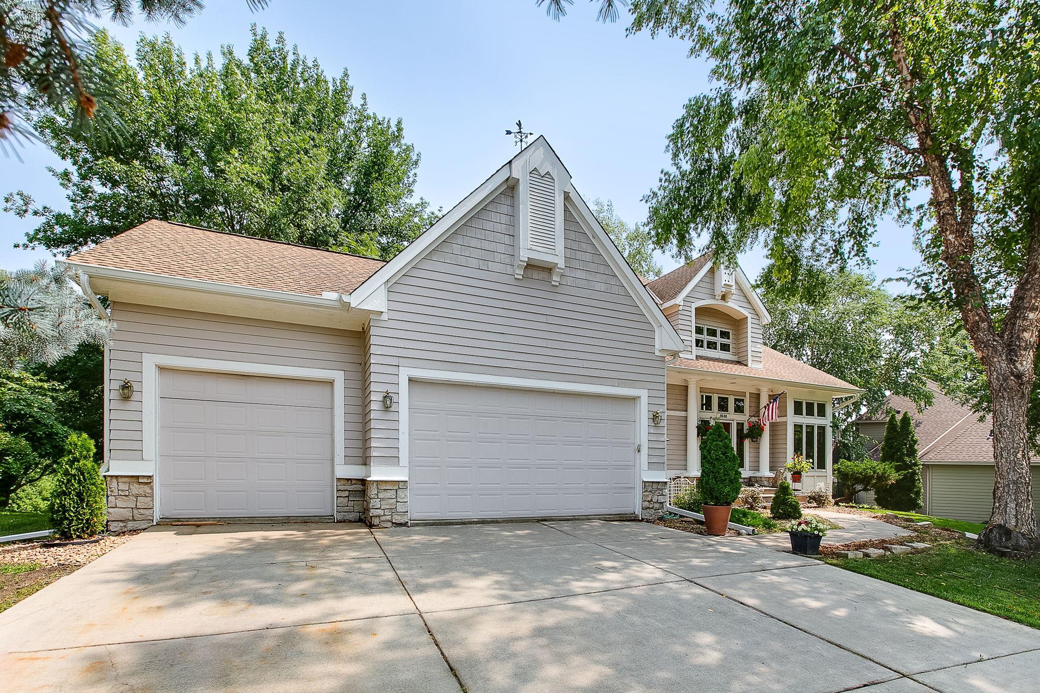 8688 Comstock Lane N