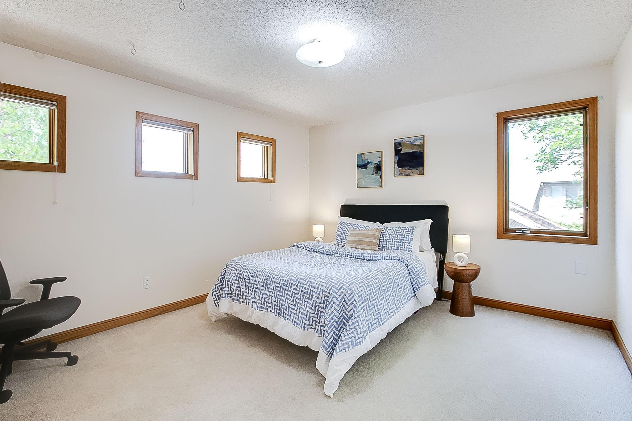 8688 Comstock Lane N