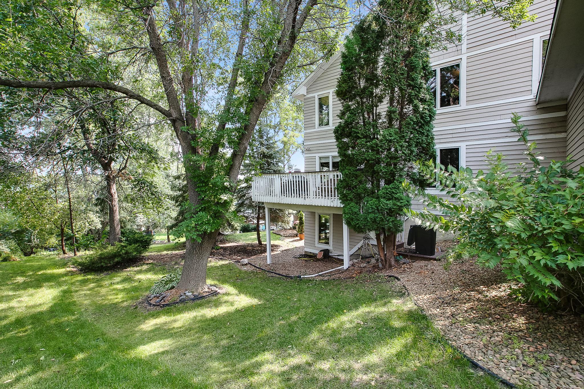 8688 Comstock Lane N