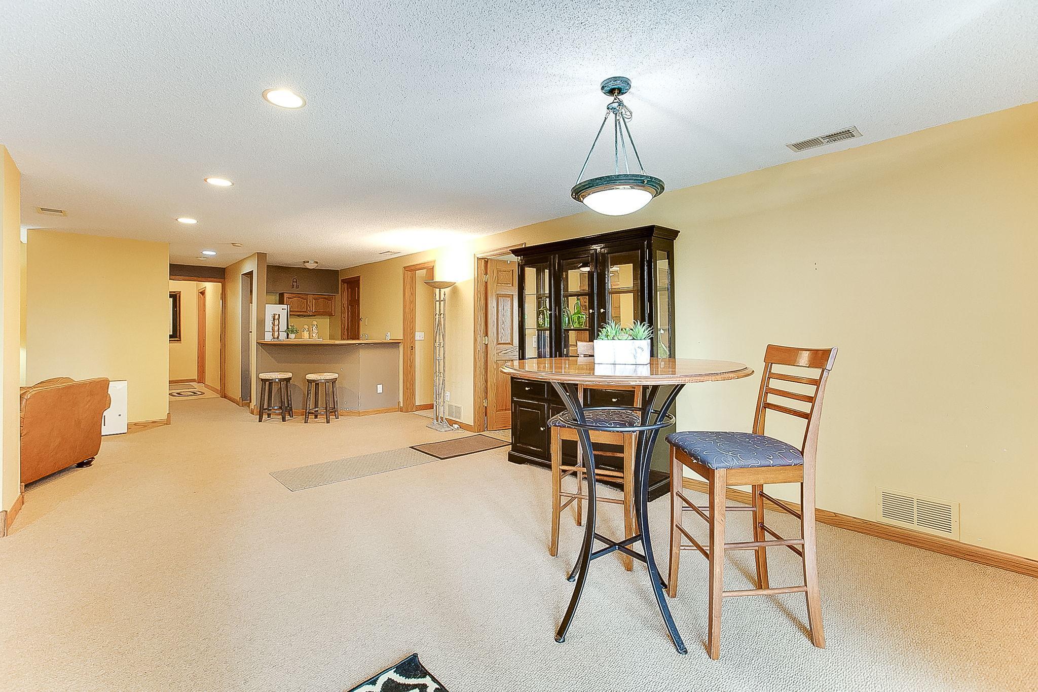 8688 Comstock Lane N